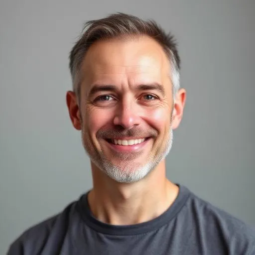 Photo of David M.